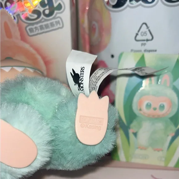 Pop Mart Labubu The Monsters Big Into Energy Plush - SERENITY - Picture 7 of 9